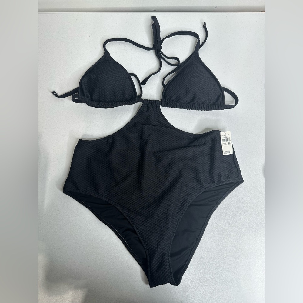 Aerie NWT One Piece Cheeky Swimsuit Black Textured Bikini Vacay Size L Padded.